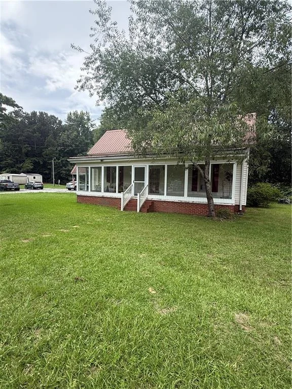 15 Clem Lowell Road