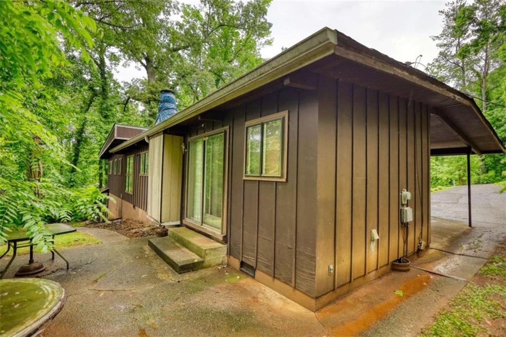 749 Dogwood Dr