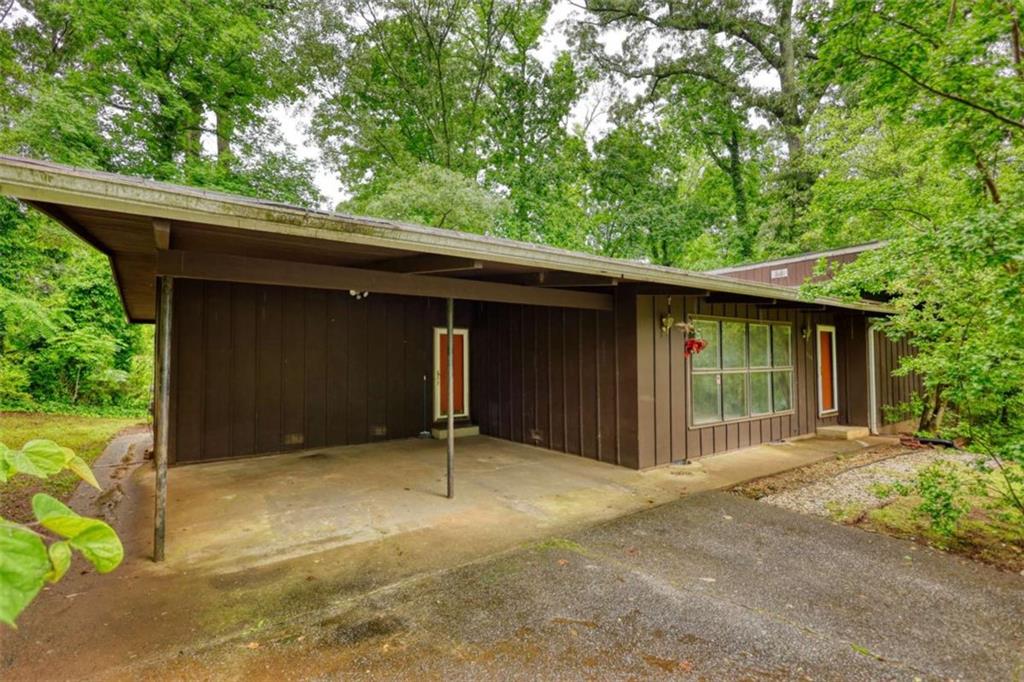 749 Dogwood Dr