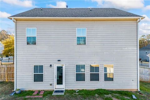 A home in Dawsonville