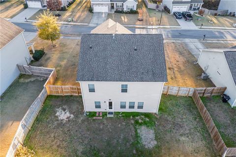 A home in Dawsonville