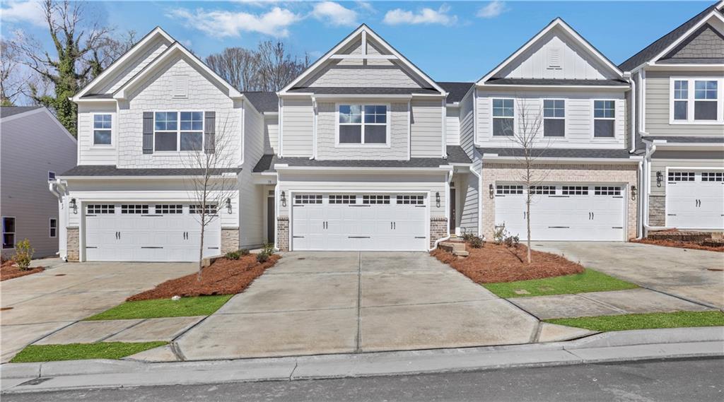 10 Trace Bluff