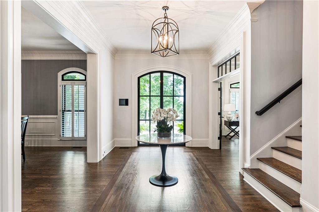 Estate with Acreage - Residential