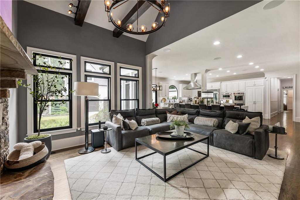 Estate with Acreage - Residential