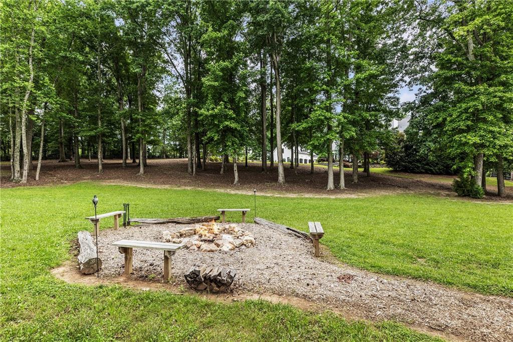Estate with Acreage - Residential