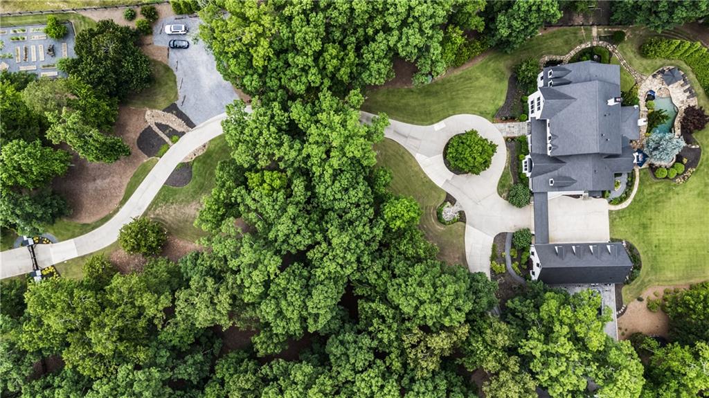 Estate with Acreage - Residential