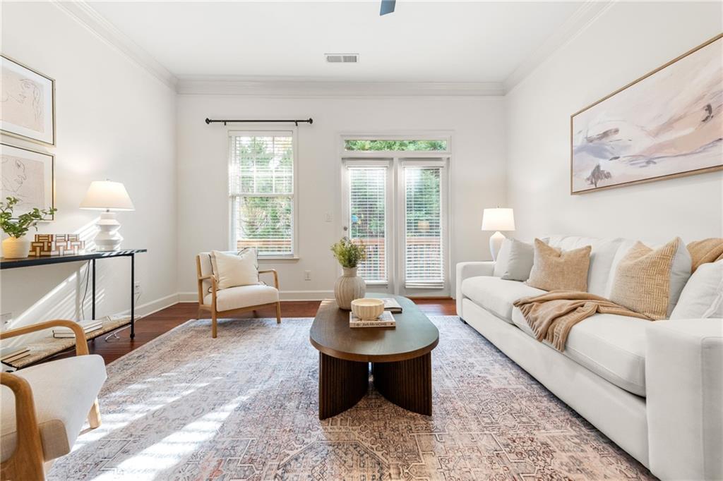 2052 Cobblestone Circle NE