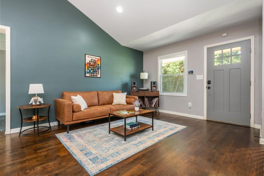 3063 Highland Drive