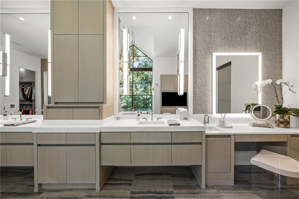 Atlanta Country Club - Residential