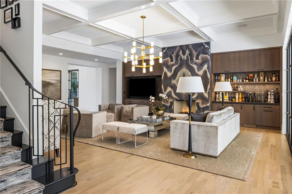 Atlanta Country Club - Residential