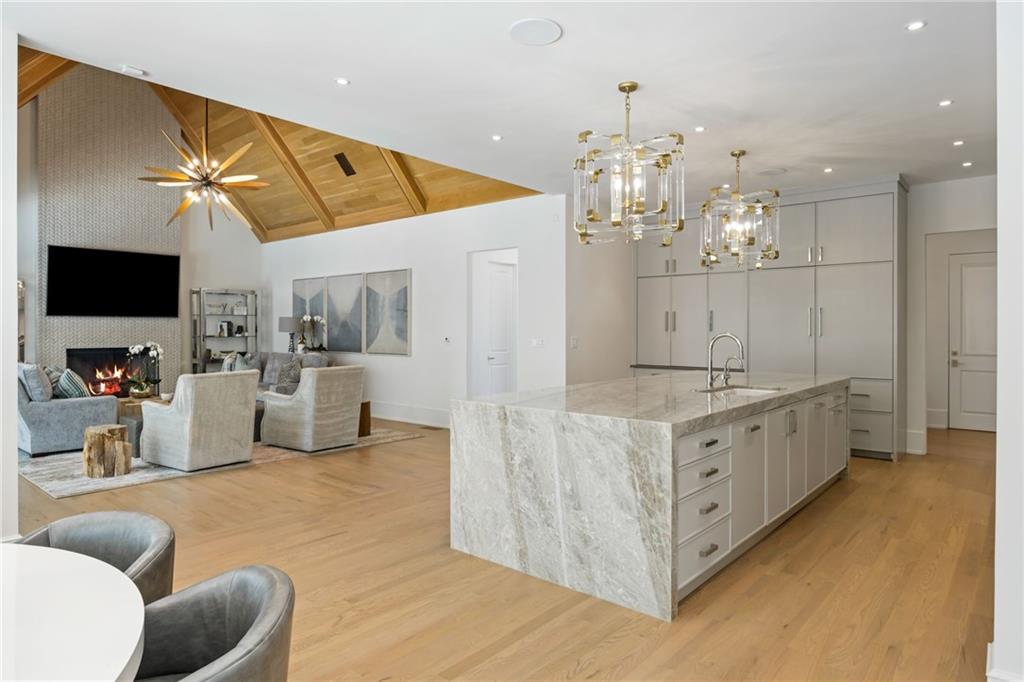 Atlanta Country Club - Residential