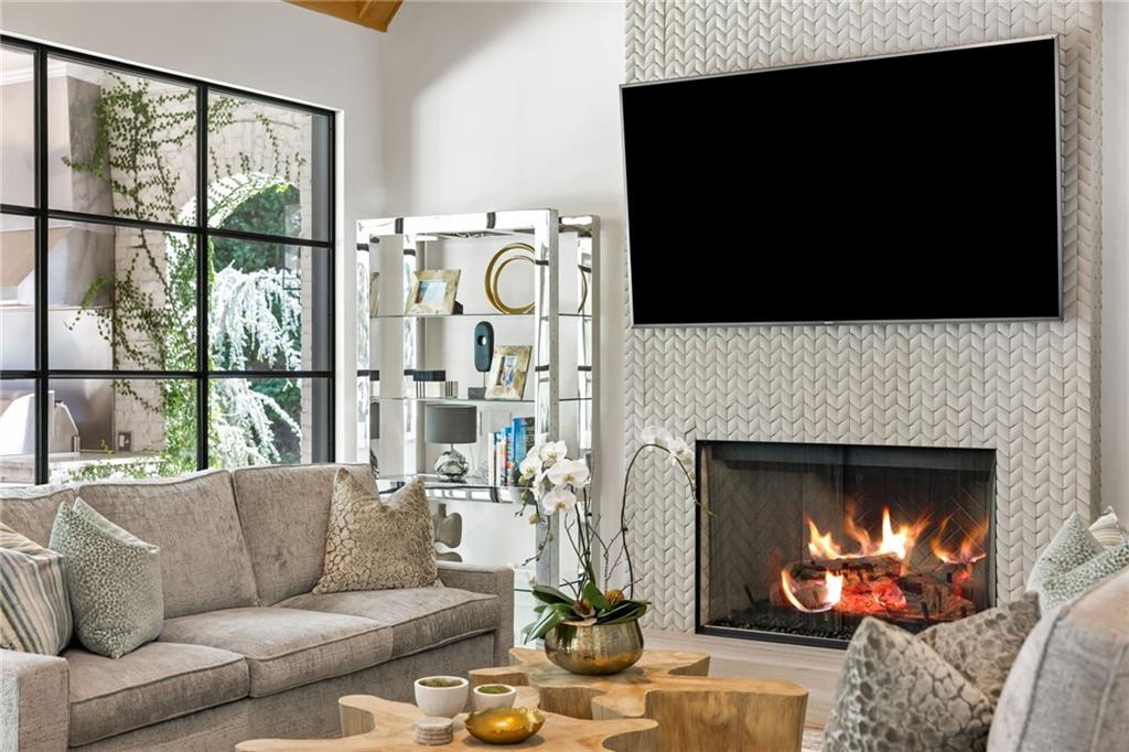 Atlanta Country Club - Residential