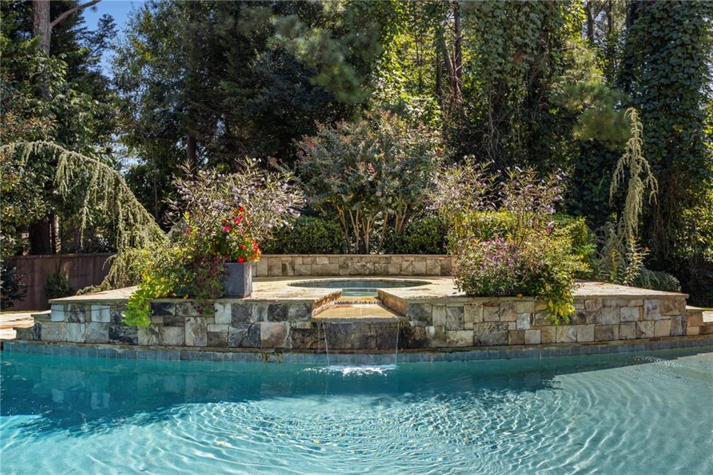 Atlanta Country Club - Residential