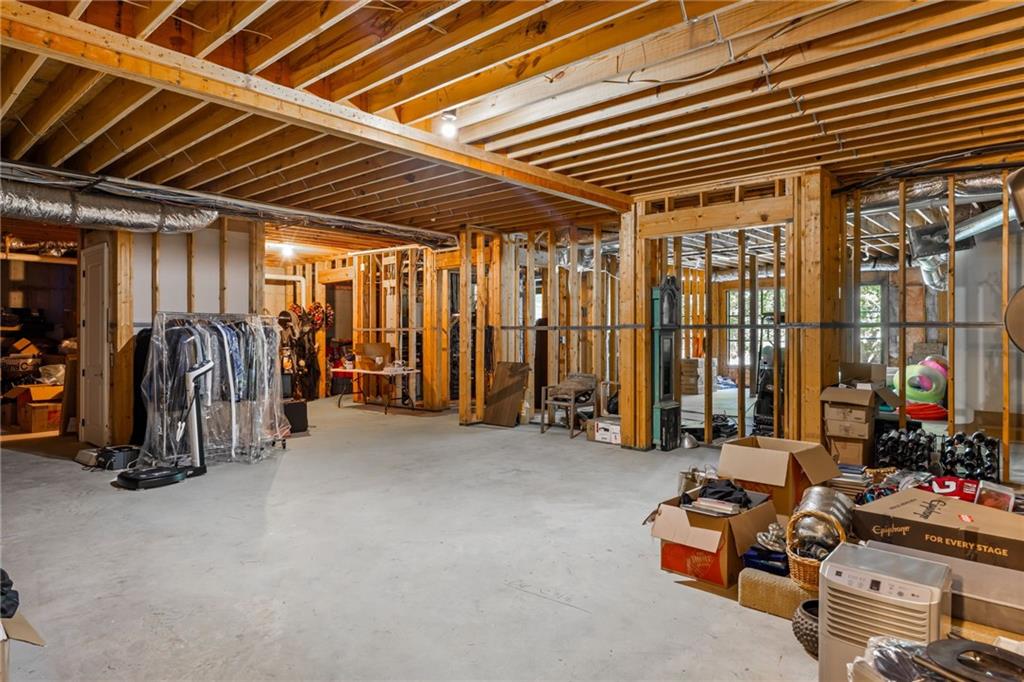 Atlanta Country Club - Residential