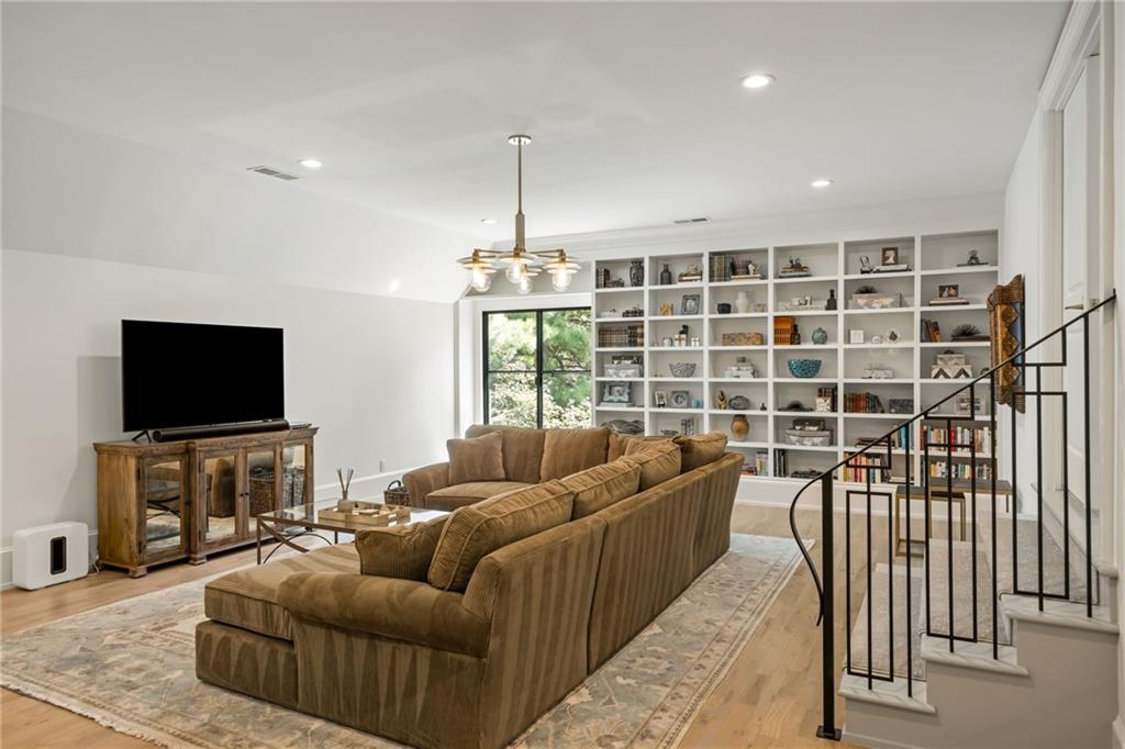 Atlanta Country Club - Residential