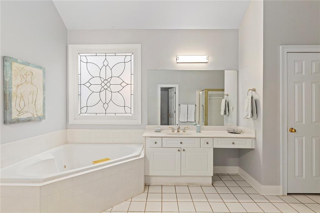 6275 Glen Oaks Lane, Atlanta, Georgia image 21