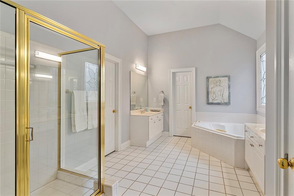 6275 Glen Oaks Lane, Atlanta, Georgia image 22