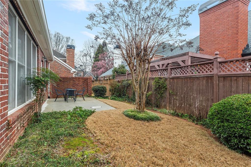 6275 Glen Oaks Lane, Atlanta, Georgia image 31