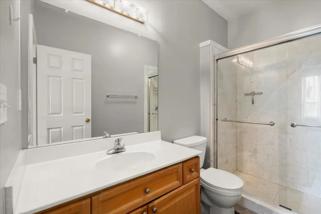 Alpharetta, Georgia 30004, United States, 3 Bedrooms Bedrooms, ,3 BathroomsBathrooms,Residential,Pending,124156