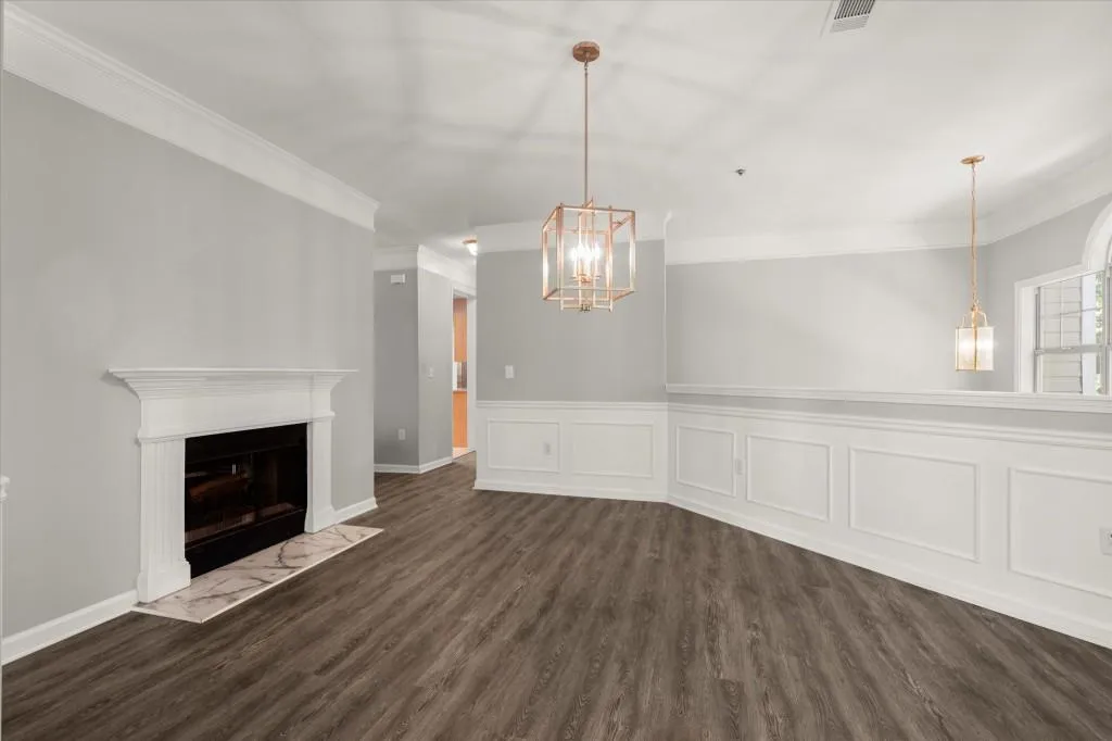 Alpharetta, Georgia 30004, United States, 3 Bedrooms Bedrooms, ,3 BathroomsBathrooms,Residential,Pending,124156