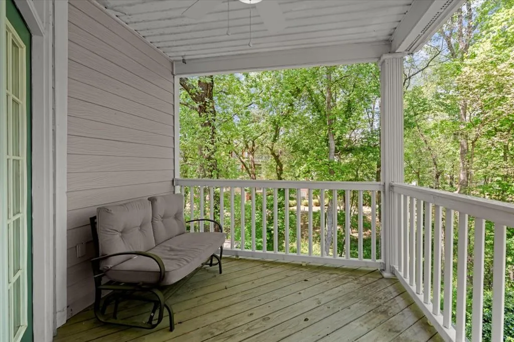 Alpharetta, Georgia 30004, United States, 3 Bedrooms Bedrooms, ,3 BathroomsBathrooms,Residential,Pending,124156