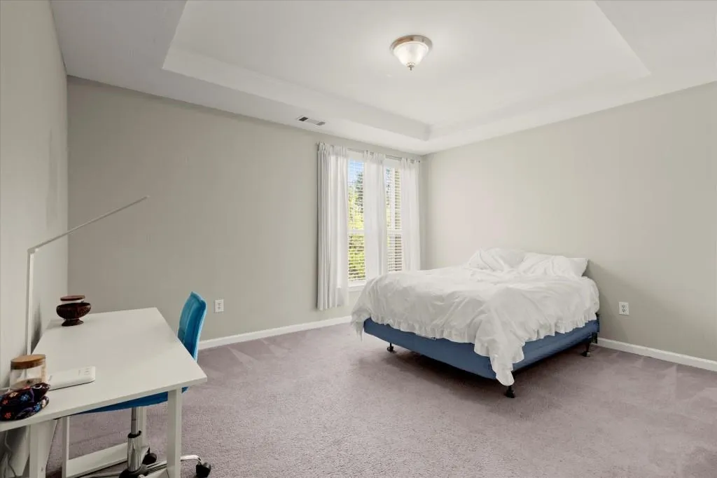 Alpharetta, Georgia 30004, United States, 3 Bedrooms Bedrooms, ,3 BathroomsBathrooms,Residential,Pending,124156