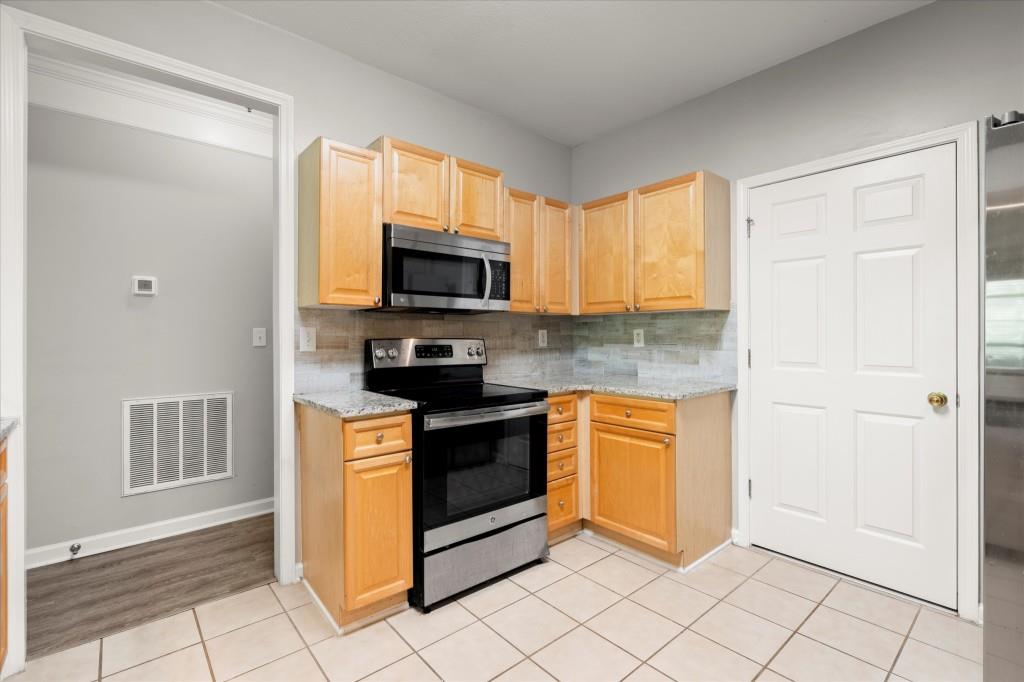 232 Edinburgh Court, Alpharetta, Georgia image 15