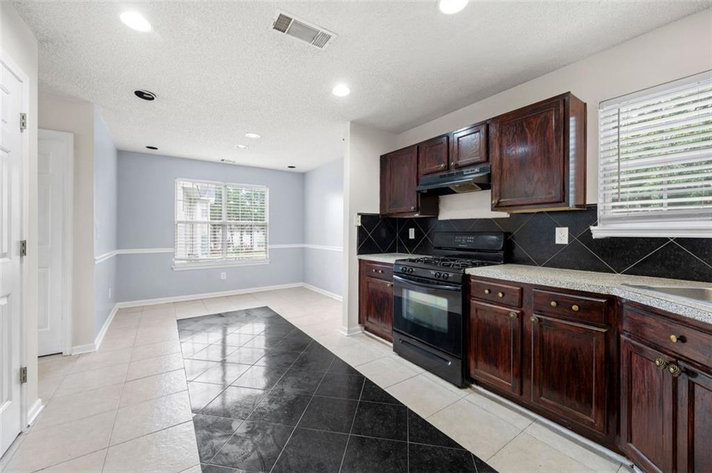 1486 Rogers Crossing Drive, Lithonia, Georgia image 11