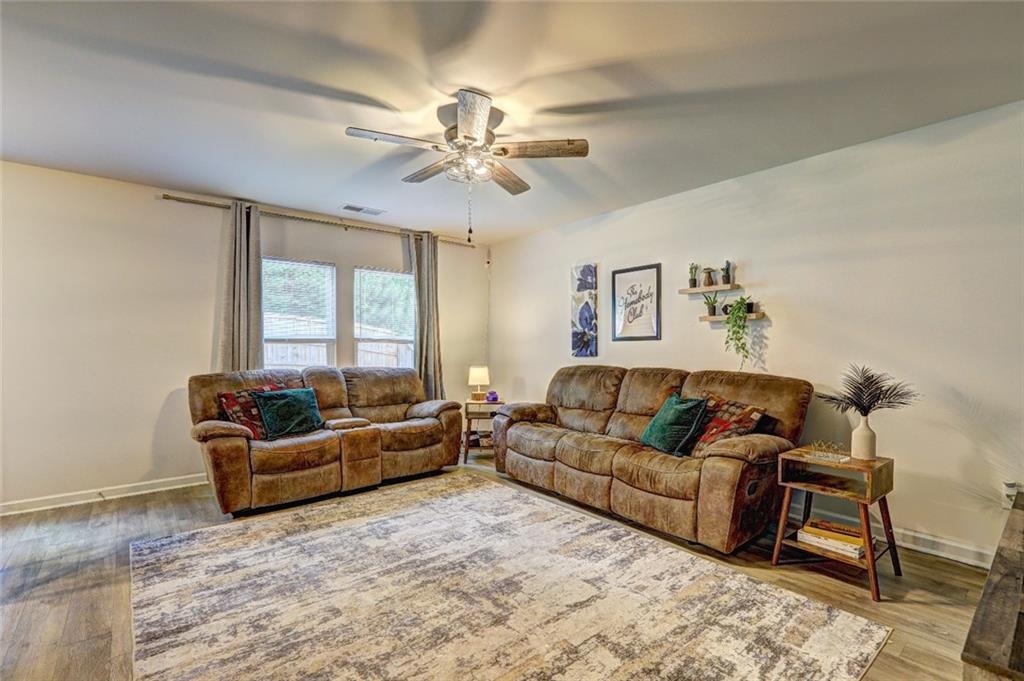 336 Freeman Circle, Villa Rica, Georgia image 2