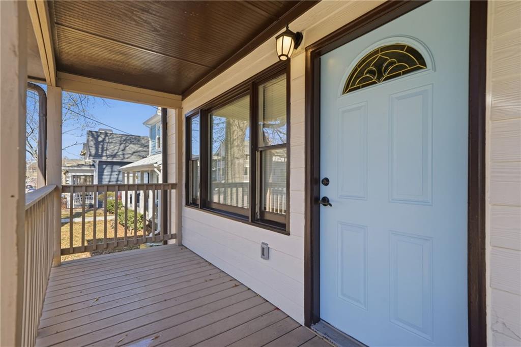 698 Garibaldi Street SW