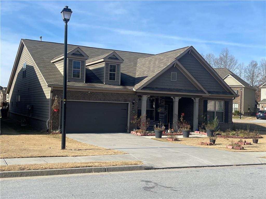 580 Brightfield Drive, Loganville, Georgia image 1