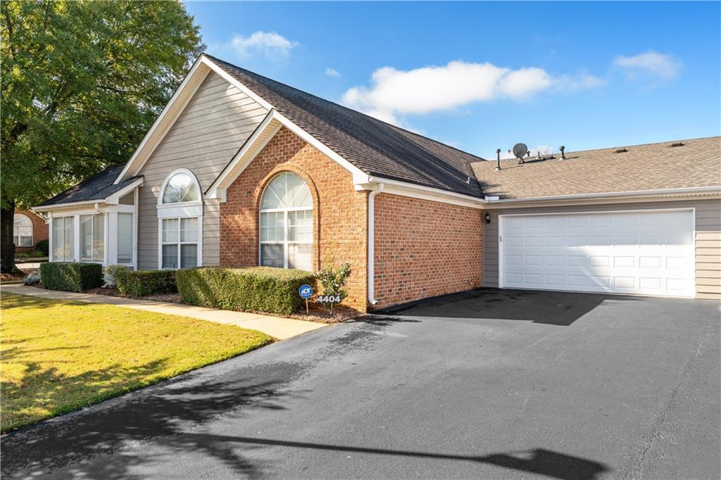 4404 Orchard Trace 4404