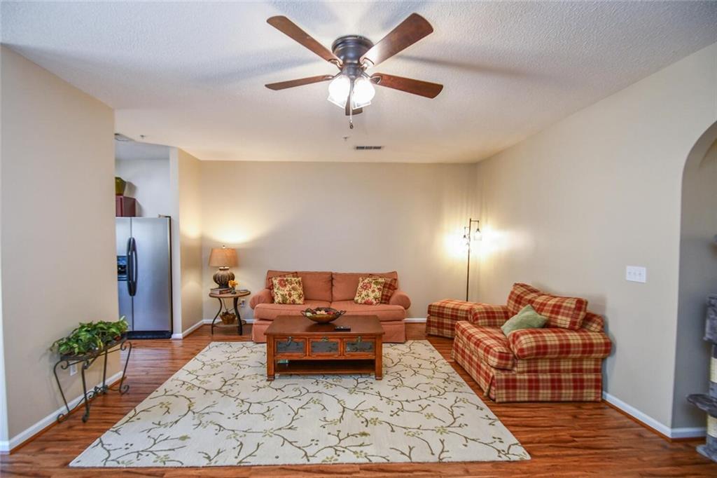 904 Magnolia Leaf Drive, Woodstock, Georgia image 4