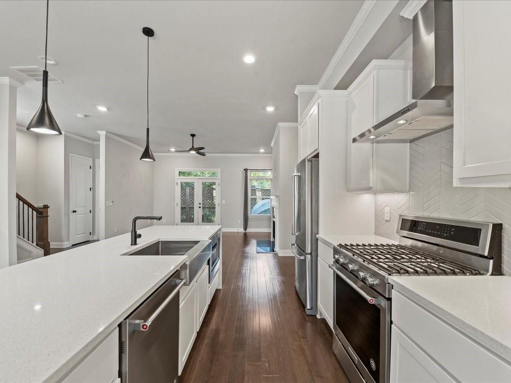 1110 Bakary Court