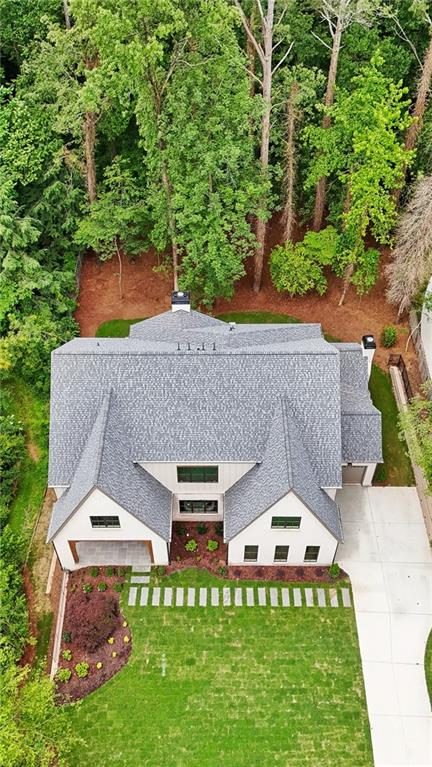 680 Edgewater Trail