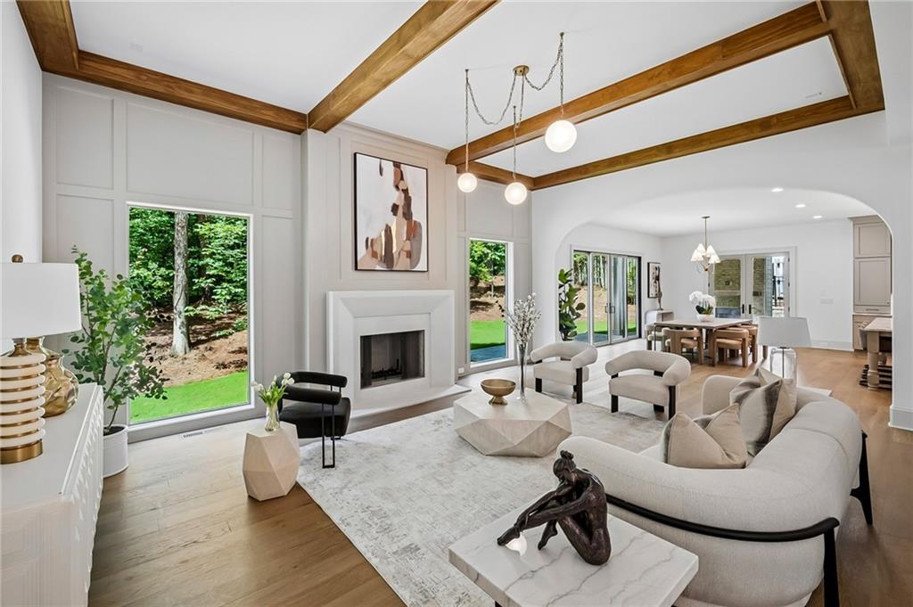 680 Edgewater Trail