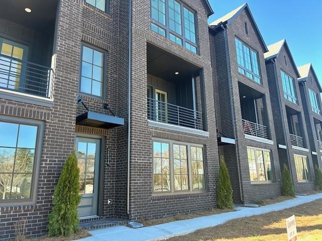 2637 Mackintosh Court # 8, Brookhaven, Georgia image 2