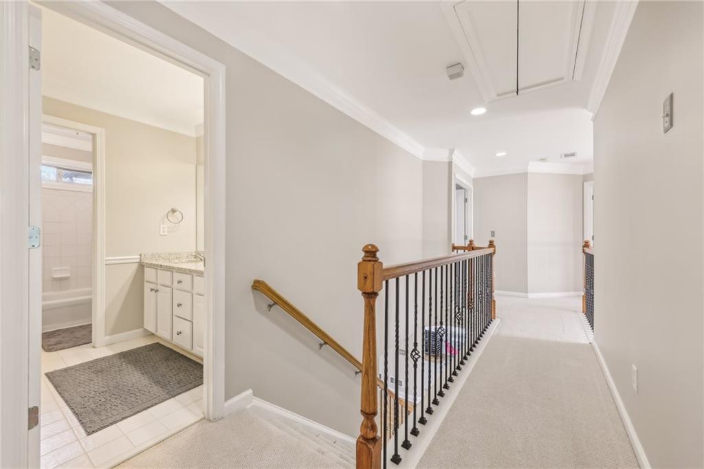 3887 Hickory Manor Drive, Suwanee, Georgia image 32