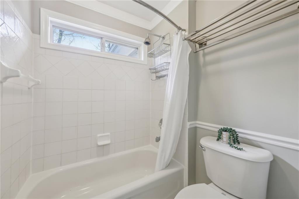 3887 Hickory Manor Drive, Suwanee, Georgia image 34