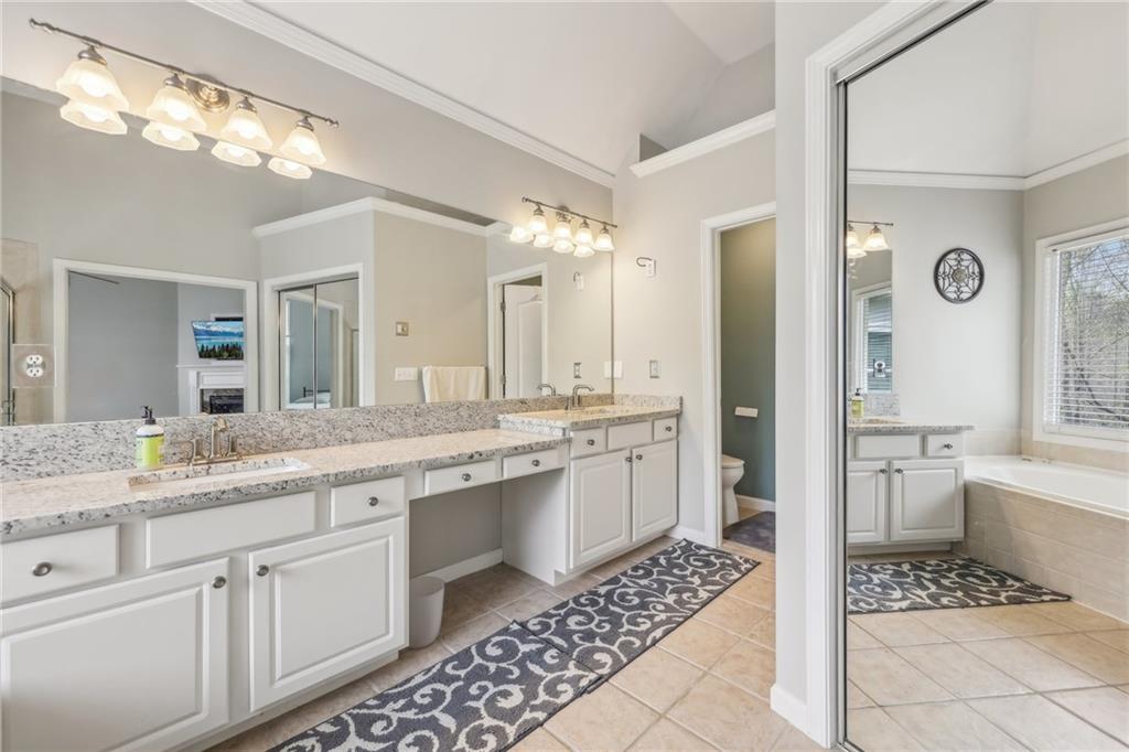 3887 Hickory Manor Drive, Suwanee, Georgia image 49