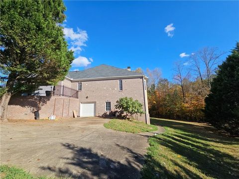 A home in Hoschton