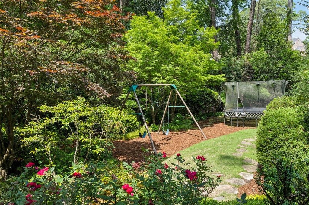 3086 E Pine Valley Road, Atlanta, Georgia image 28