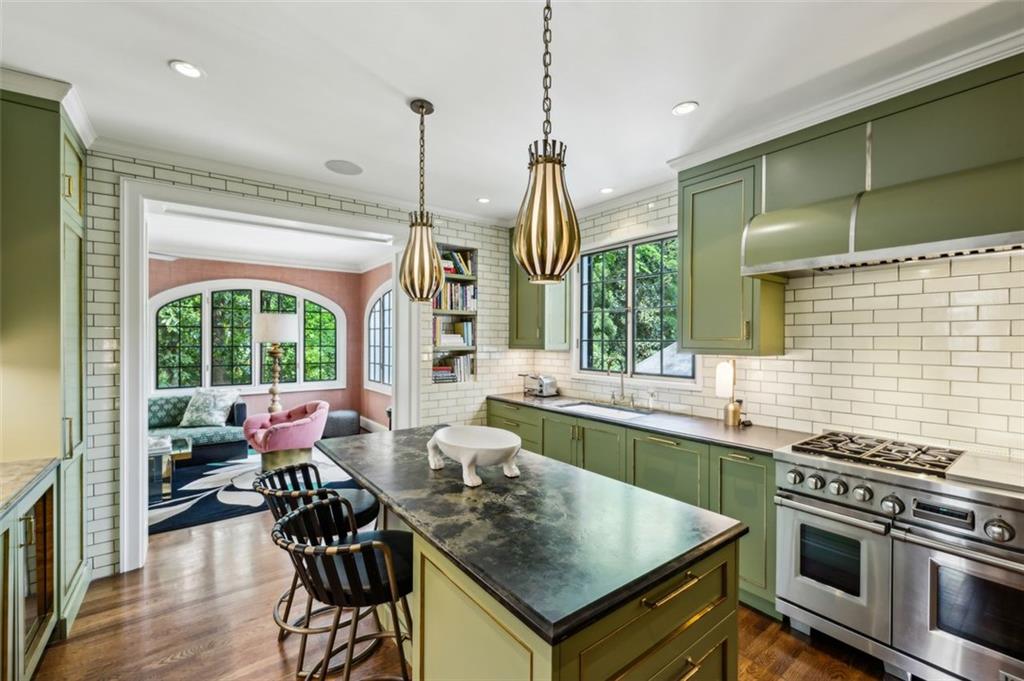 3086 E Pine Valley Road, Atlanta, Georgia image 11