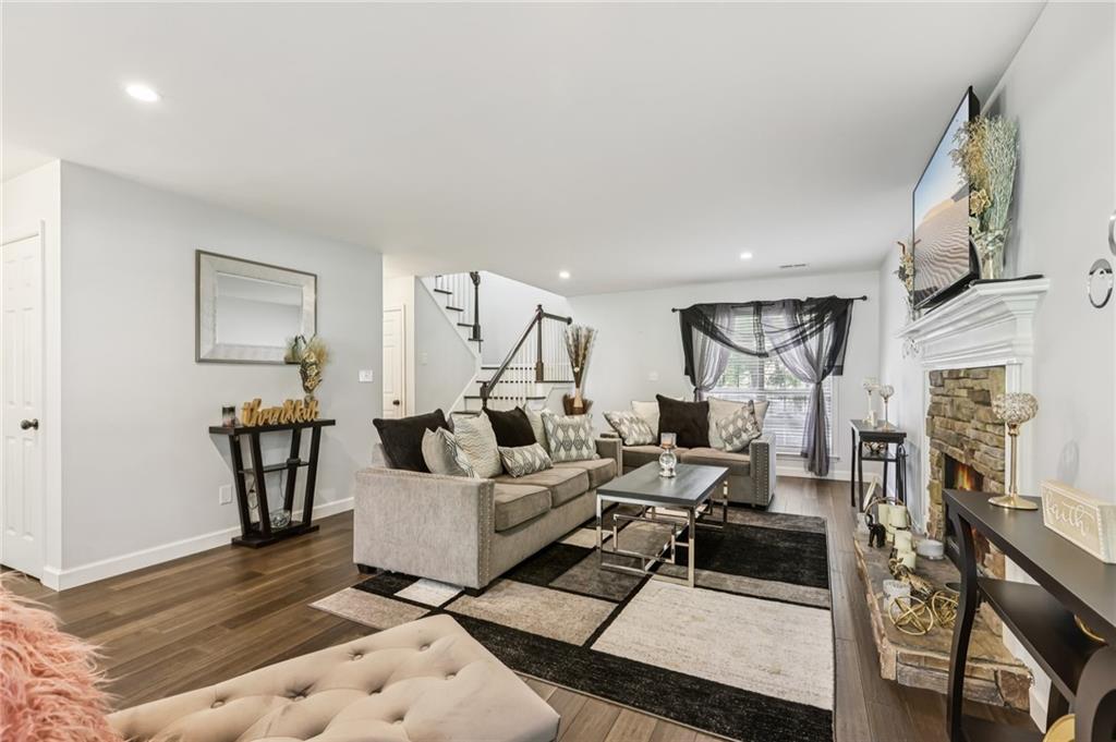 209 Kensington Trace