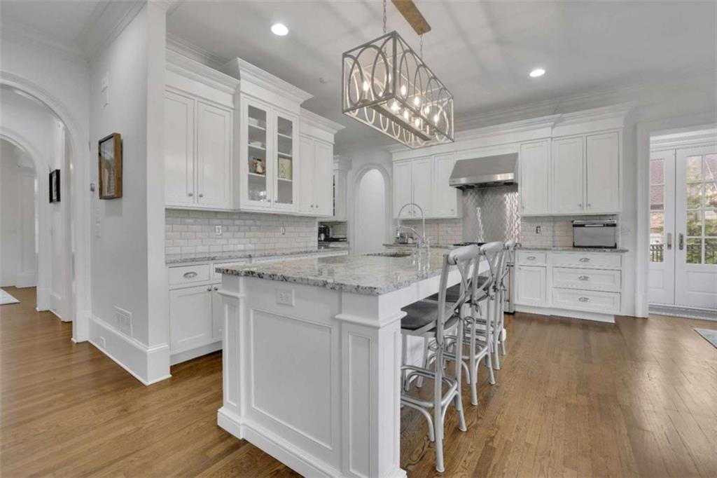 4084 Peachtree Dunwoody Road NE