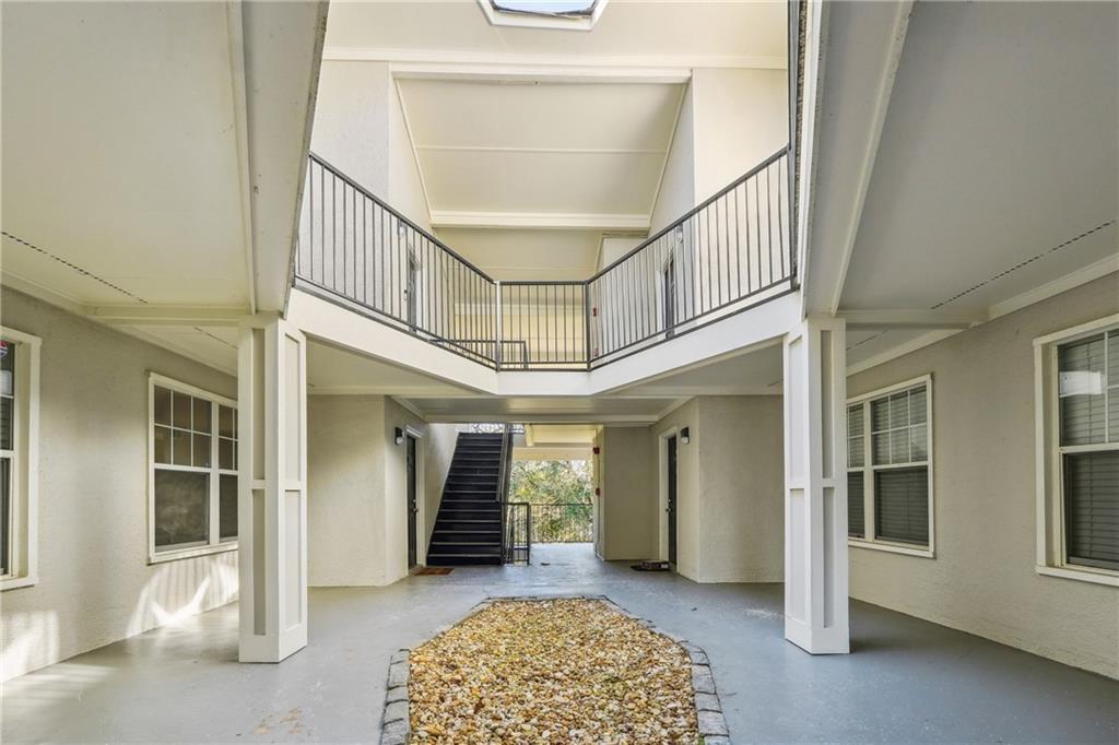1150 Collier Road NW J11