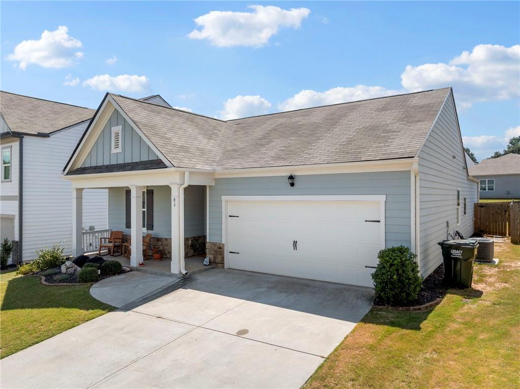 83 Fernbrook Trail