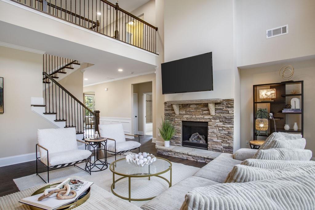 7685 Settles Walk Lane