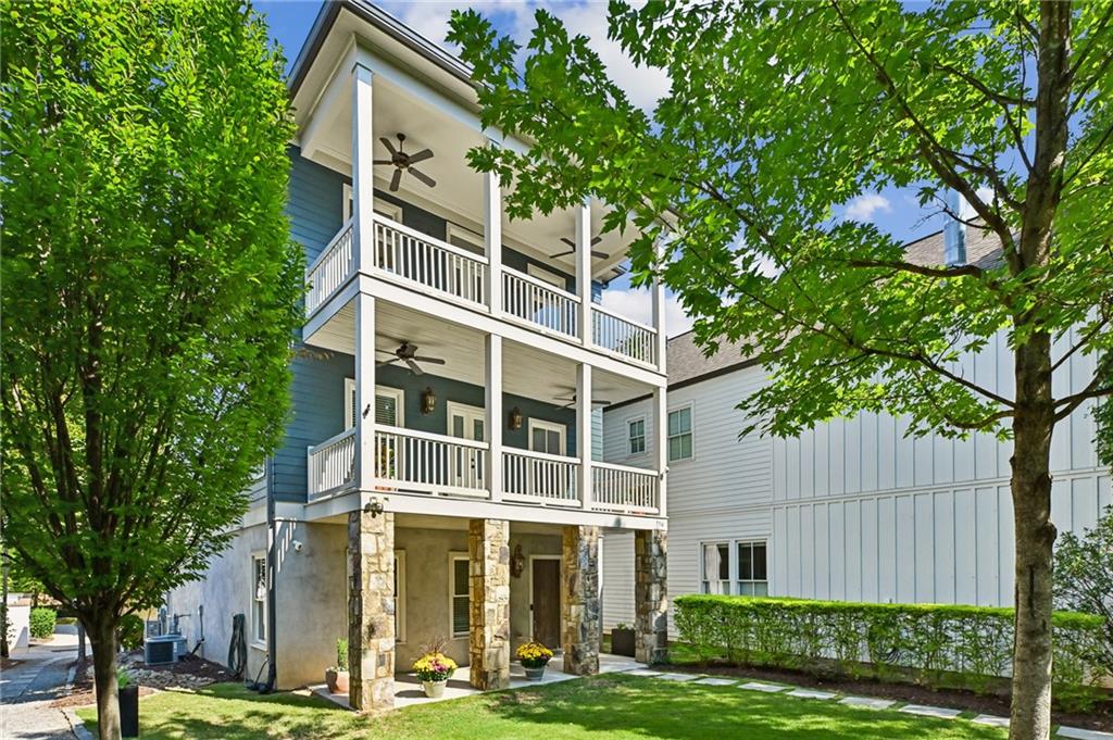 956 Glenwood Park Drive SE