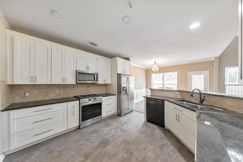 415 Mountain View Lane